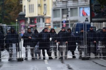 SASLUŠANO ŠEST OSOBA ZBOG NEREDA NA EVROPRAJDU!