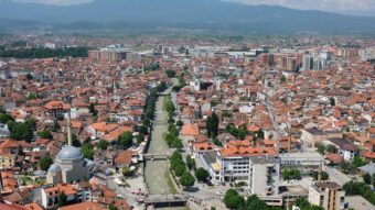 KOSOVO: Srbin ranjen u Lapljem Selu!