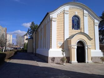 KRAGUJEVAC: Uhapšen S.M. (1982) zbog krađe para sa ikona u crkvi!