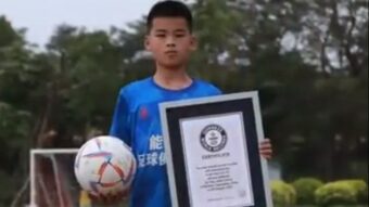 Desetogodišnji Kinez oborio svjetski rekord u žongliranju loptom