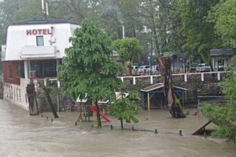 ALARMANTNO U BOSANSKOJ KRAJINI U Bihaću  poplavljeno više naselja, u Bosanskoj Krupi najavljen plimni val