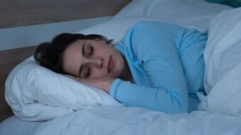 Ovo je pet načina sagorijevanja masti dok spavate