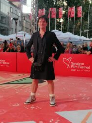 Dobitnik Počasnog srca Sarajeva , Mark Kazns,pisac i reditelj iz Sjeverne Irske prošetao u suknji (FOTO)