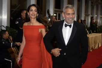 Amal i Džordž Kluni među prvima stigli u Veneciju, lijepa pravnica oduševila modnim izborom