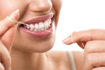 Ovih pet stvari nikada ne biste trebali raditi svojim zubima kako bi ostali jaki i zdravi