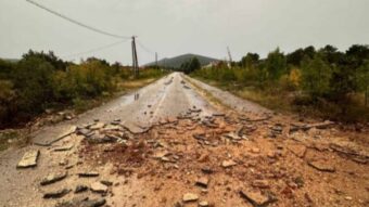 Snažno nevrijeme u Hercegovini: Grom raznio cestu u Ljubuškom
