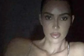 Kim Kardašijan pozirala u grudnjaku od 18 hiljada dolara koji joj je jedva prekrio grudi