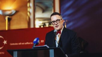 “SEKS I GLAD” Tarik Filipović o incidentu sa načelnikom Živinica: Odbio je izaći iz dvorane kad sam mu ponudio