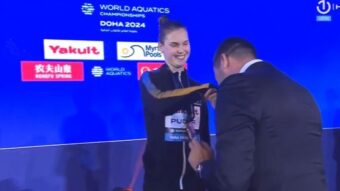 Legendarni vaterpolista Srbije poljubio u ruku Lanu Pudar i čestitao joj na osvojenoj bronzi na SP
