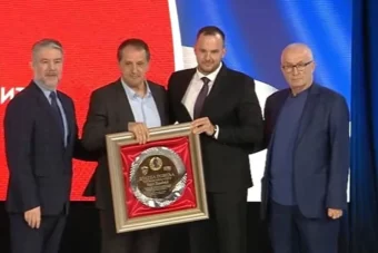 13. “Dan fudbala Republike Srpske”: Nagrađeni Faruk Hadžibegić, Blaž Slišković, Dejan Vidić…