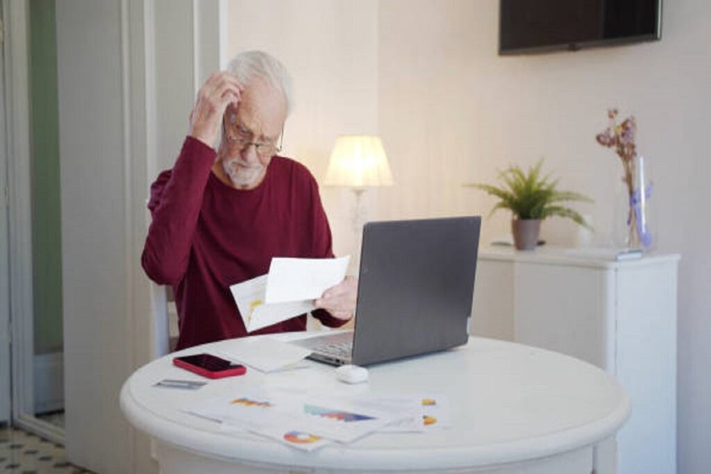 U penziju sa 75 godina života / Foto: Pixnio