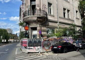 Ponovo se obrušila fasada u Sarajevu, odron napravio materijalnu štetu