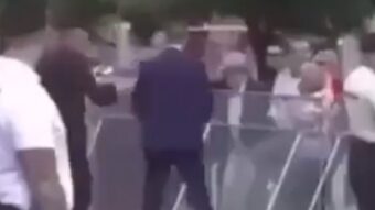Uznemirujuće! Objavljen snimak trenutka atentata na Roberta Fica (VIDEO)