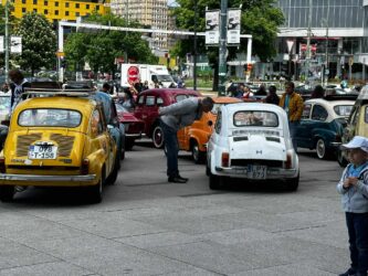 Međunarodni oldtimer susreti automobila i motora danas i sutra u Sarajevu (FOTO)