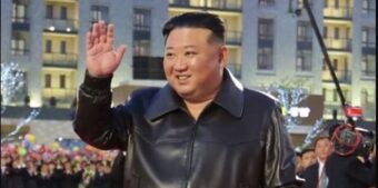 Pjesma sjevernokorejskog diktatora Kim Jong Una postala hit na TikToku: Šta se krije iza teksta