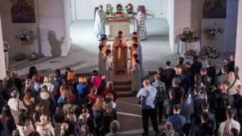 Nakon 30 godina služena vaskršnja liturgija u mostarskoj Sabornoj crkvi