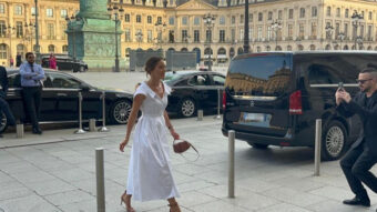 Jelena Đoković pobrala komplimente u Parizu: Zablistala u bijeloj haljini, ZBOG OVOG DETALJA SVI SAMO U NJU GLEDAJU