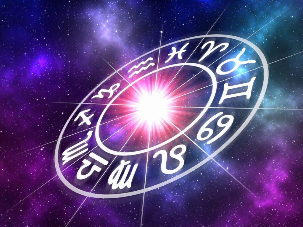 Horoskop za 16 avgust 2024 / Foto: SHUTTERSTOCK/ANDRIANO.CZ