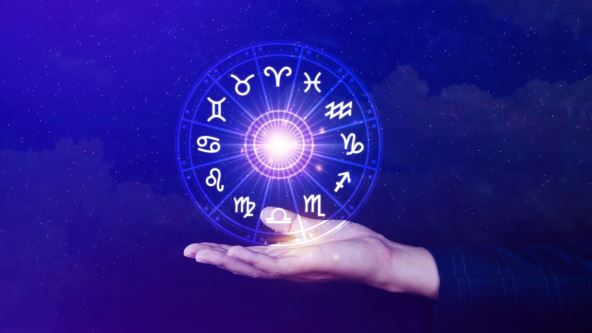 Horoskop za 30 oktobar 2024 / Foto: Shutterstock/MR.RAWIN TANPIN 