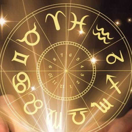 Horoskop za 10 oktobar 2024 / Izvor: Shuitterstock