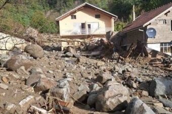 U okolini Jablanice u poplavama nastradale tri osobe: Najteže u selu Zlate