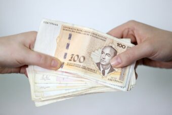 Ova dva horoskopska znaka će bankrotirati u oktobru