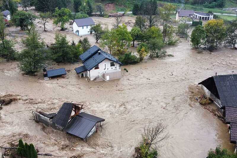 Pomozi.ba pokrenulo humanitarnu akciju / Foto: Robert Oroz/Facebook