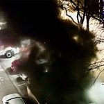 Foto: Jabuka TV | Požar u Mostaru, izgorio i automobil fudbalera