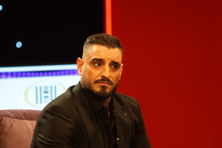 BIO SAM PRIKOVAN ZA KREVET/Photo: ATA Images