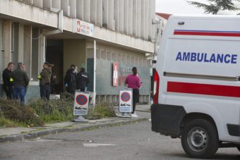 Preminuo vozač Hitne pomoći nakon što je cijelu noć prevozio povrijeđene iz diskoteke u Kočanima