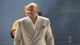 Steve Harvey svake godine poklanjao TV učiteljici koja mu je rekla da nikada neće uspjeti u životu