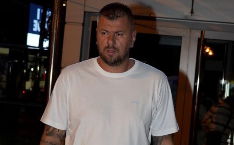 JANJUŠ PRIZNAO DA JE OVA UČESNICA NJEGOVA LJUBAV/Photo: ATA Images