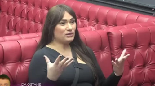 ANA U SUZAMA TRAŽILA OPROŠTAJ OD OCA/Photo: Printscreen