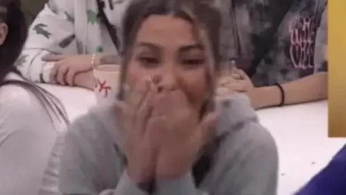 Javila se Anelina bivša kolegica iz Švicarske/Photo: Printscreen