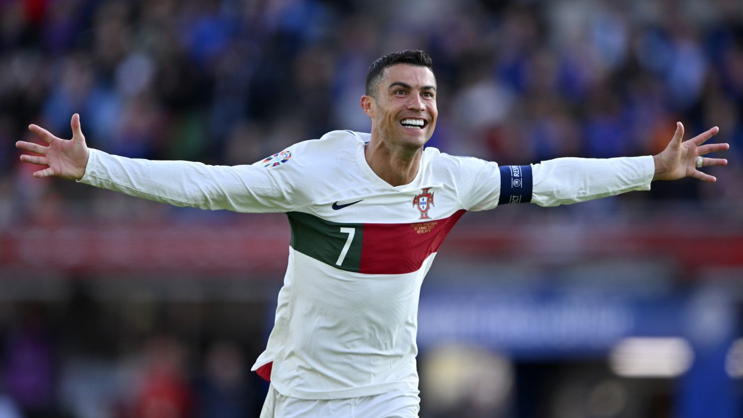Ronaldo postavio samo jedan uslov prije kupovine posrnulog velikana/Photo: Printscreen