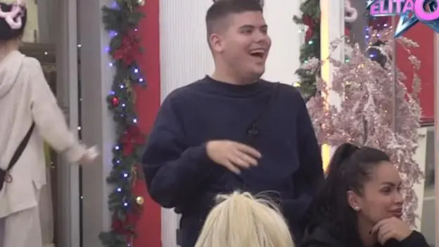 Uroš Stanić konačno ima ljubav u rijalitiju / Photo: Printscreen