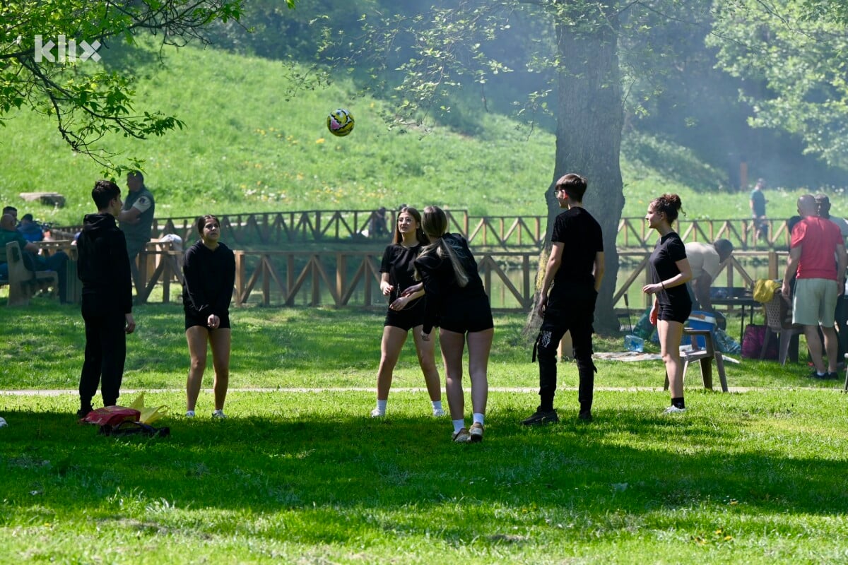 Kako građani Sarajeva provode 1. maj / Photo: Klix.ba