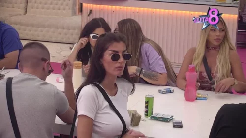 TI I ENA STE MI ISTE! / Photo: Printscreen