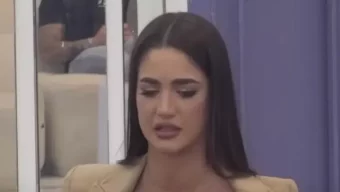 Moj telefon je prepun svega, ne daj Bože šta ja imam! Anđela jecala uživo u programu zbog Pavla, Gastoz pokušao da je smiri! Ne mogu mirno da spavam!