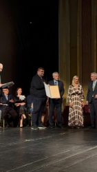 “PREDAJA NIKAD NIJE BILA OPCIJA” Saša Mirković nakon dobivanja prestižnog priznanja “ZLATNI BEOČUG” poslao SNAŽNU PORUKU: “Nastavićemo u tom pravcu…”