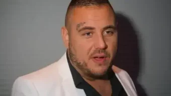 Prodaješ g*le slike, a mene kritikuješ! Car iznio teške optužbe na račun bivše rijaliti učesnice: “Sram te bilo, ženo!”