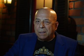 HASAN DUDIĆ POBJEGAO IZ BOLNICE! Pjevač odbio da se liječi, pa priznao cijelu istinu: “Kad sam vidio da su doktori otišli..”
