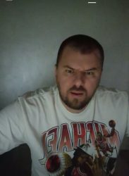 JANJUŠ IMA NOVU TETOVAŽU! Posvetio ju je BAŠ NJOJ! “Spavala si pored mene u najgorem periodu mog života”