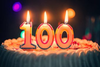 ŽIVOTNA PRIČA ZA PAMĆENJE Blizanci zajedno proslavili 100. rođendan (FOTO)