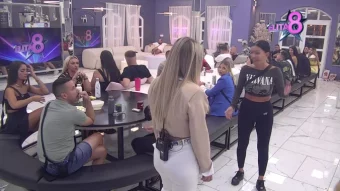 ALEKSANDRA I PEJA UHVAĆENI U KRE*ETU! Ena neuračunljiva: Ja ovo gledam i lupa mi srce, sad bih ti j*bala ma*er!