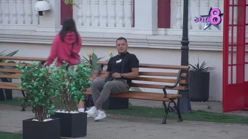 DŽORDI NA ANĐELINOJ STRANI