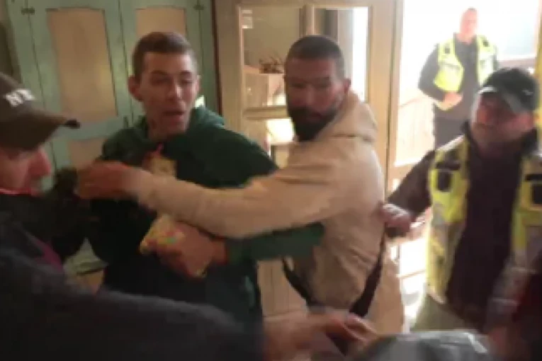 PRVO VANREDNO IZBACIVANJE