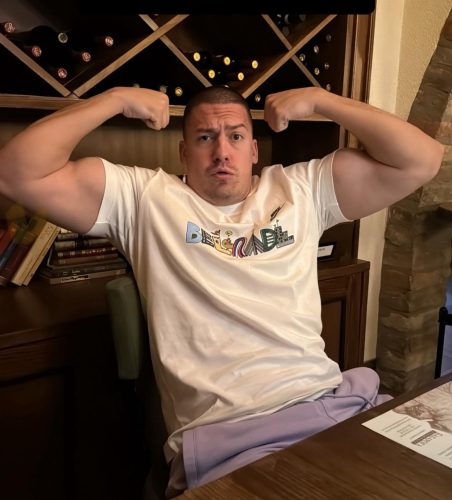 MOJA DEVOJKA JE BOLJA OSOBA