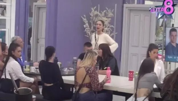 Anđela ur*a na Gastoza i zahtijeva od njega da raskine