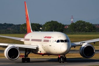 Objavljeni detalji o avionu sa 242 putnika koji se srušio u Indiji